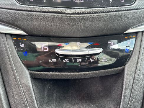 Used 2017 Cadillac XT5 Premium Luxury w/ LPO, Wheel Lock Package AWD/4WD image 17