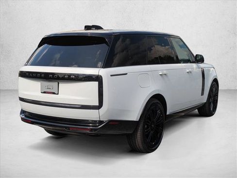 New 2027 Land Rover Range Rover SE AWD/4WD image 2