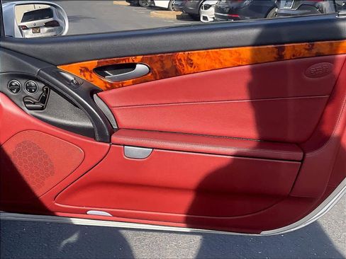 Used 2008 Mercedes-Benz SL 550 image 25