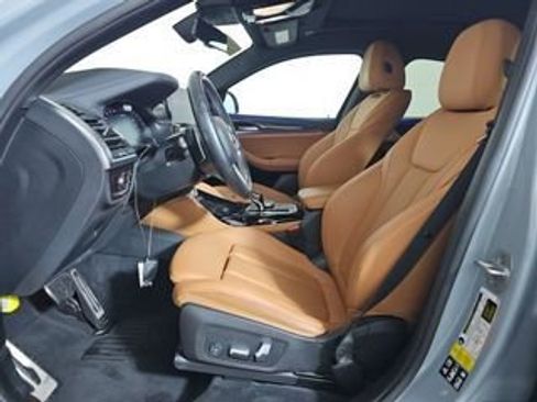 Used 2023 BMW X4 M40i image 3