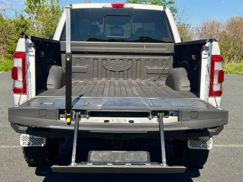 Used 2022 Ford F150 Platinum w/ Equipment Group 701A High AWD/4WD image 15