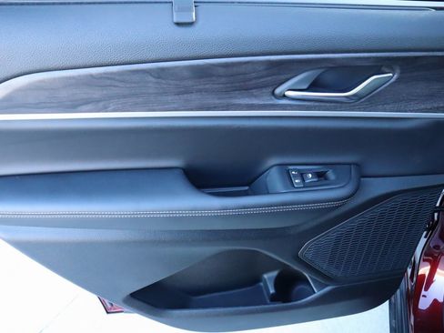 New 2025 Jeep Grand Cherokee L Limited w/ Luxury Tech Group II image 20