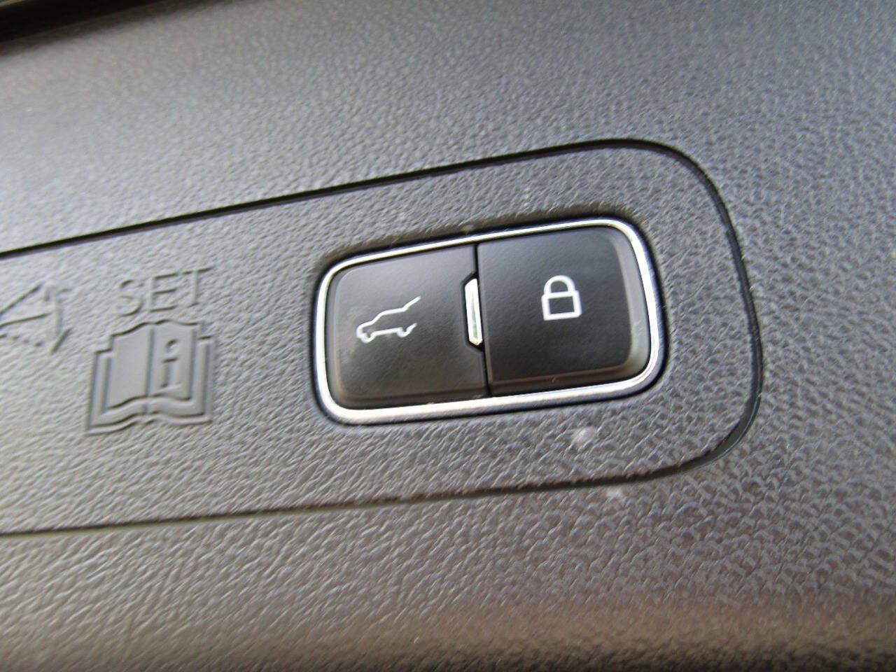 Used 2023 Lincoln Aviator Reserve w/ Equipment Group 201A AWD/4WD image 24