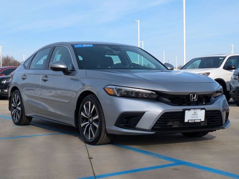 Certified 2022 Honda Civic EX-L image 4