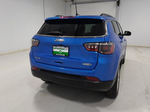 Used 2023 Jeep Compass Latitude AWD/4WD image 7