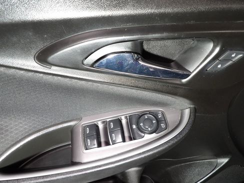 Used 2021 Chevrolet Malibu LS FWD image 8