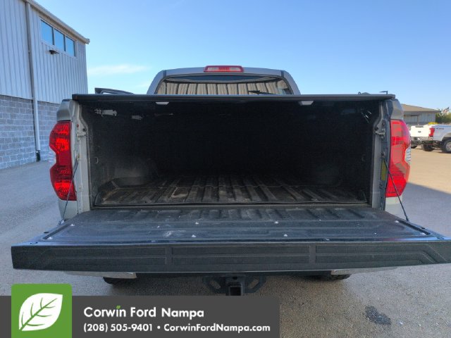 Used 2018 Toyota Tundra SR5 AWD/4WD image 28
