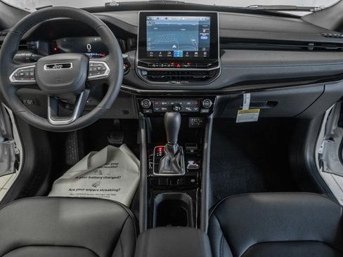 New 2026 Jeep Compass Limited image 20