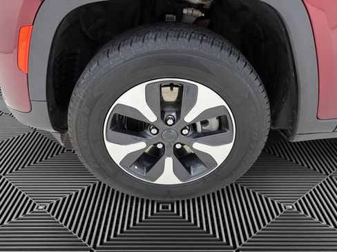 Used 2024 Jeep Grand Cherokee Limited 4xe AWD/4WD image 9