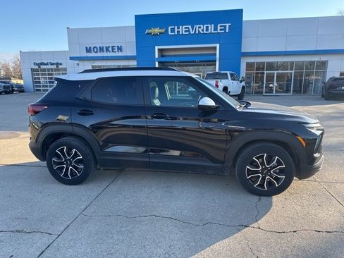 Certified 2025 Chevrolet TrailBlazer ACTIV w/ Convenience Package image 2