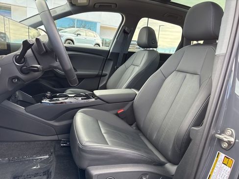 Used 2025 Audi Q6 e-tron Premium Plus w/ Premium Plus image 9