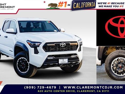 Used 2025 Toyota Tacoma TRD Off-Road image 1