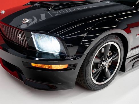 Used 2007 Ford Mustang GT Premium RWD image 32