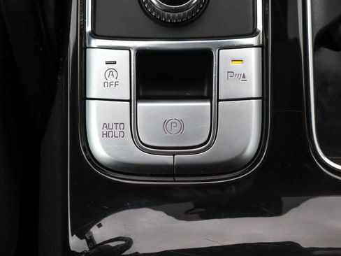 Used 2025 Kia Telluride S FWD image 23