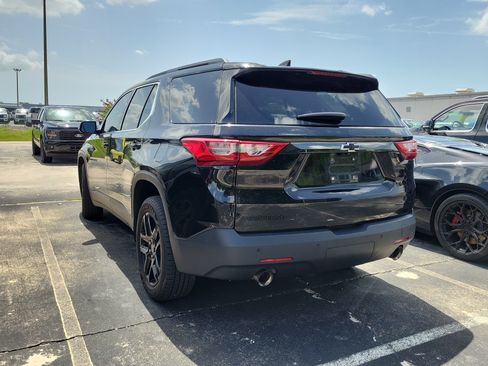 Used 2019 Chevrolet Traverse LT FWD image 4