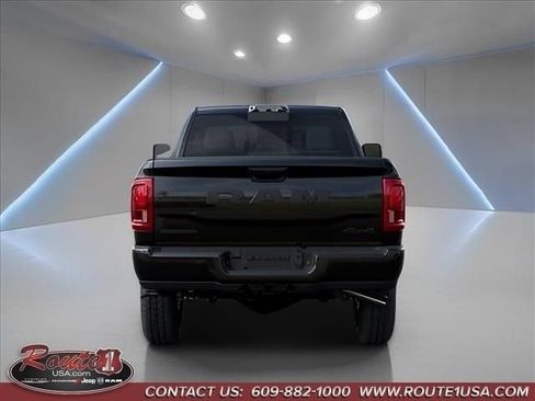 New 2026 RAM 2500 Big Horn AWD/4WD image 8