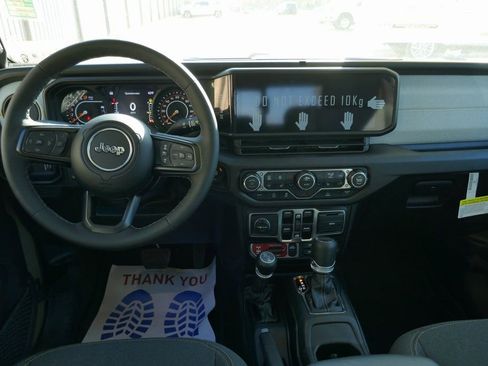 New 2026 Jeep Gladiator Mojave AWD/4WD image 17