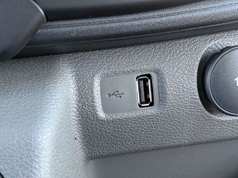 New 2025 Ford E-Transit Low Roof w/ Electrician Trade Package RWD image 20