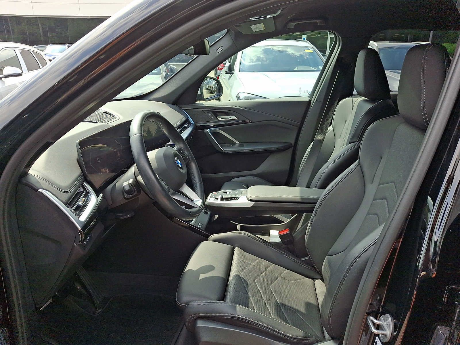 Used 2023 BMW X1 xDrive28i w/ Convenience Package AWD/4WD image 14