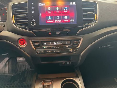 Used 2023 Honda Ridgeline Sport image 10