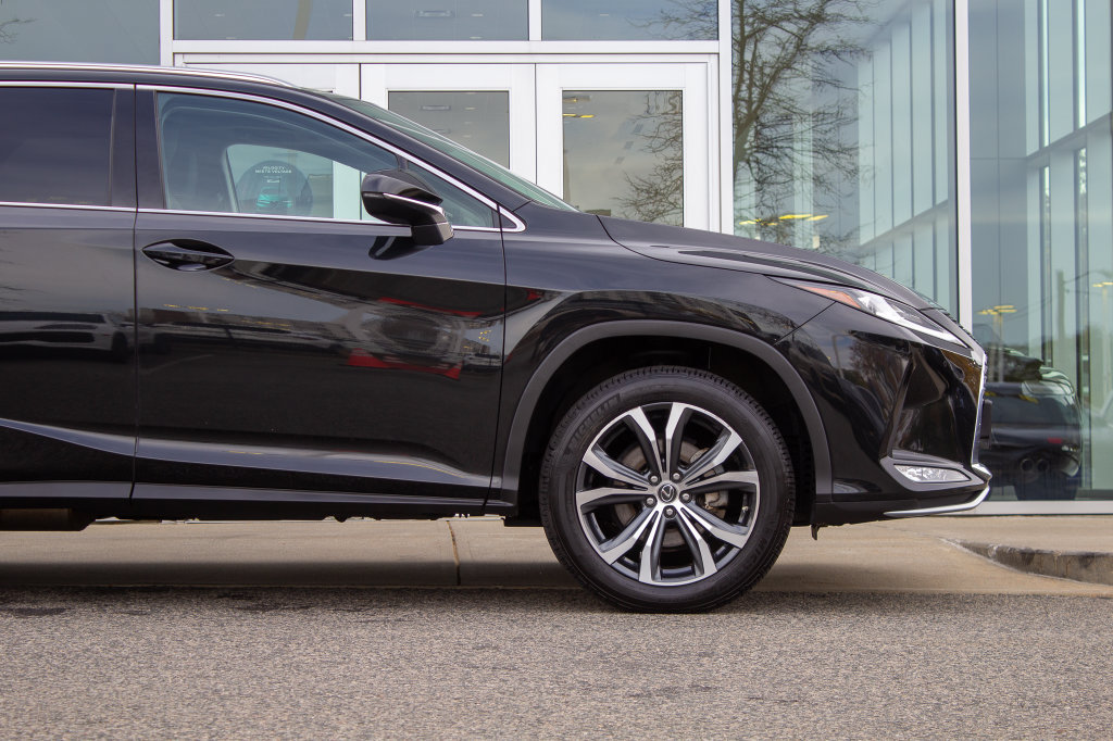 Used 2022 Lexus RX 450hL AWD w/ Premium Package image 5
