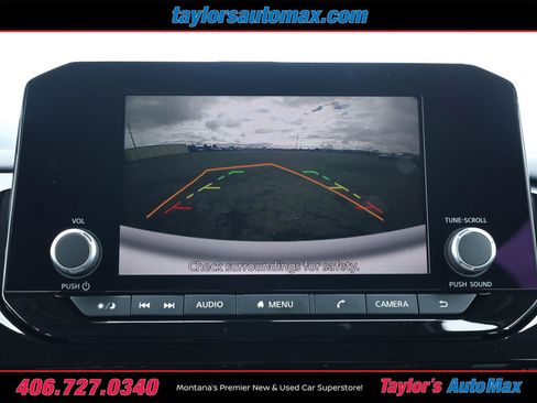 New 2025 Nissan Pathfinder SV w/ SV Premium Package image 17