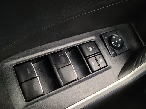 Used 2024 Toyota RAV4 Adventure image 15