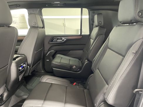 New 2026 GMC Yukon XL Denali w/ Sun & Power Step Package image 13