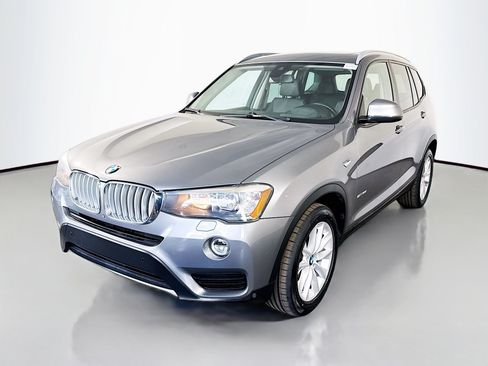 Used 2017 BMW X3 sDrive28i RWD image 4