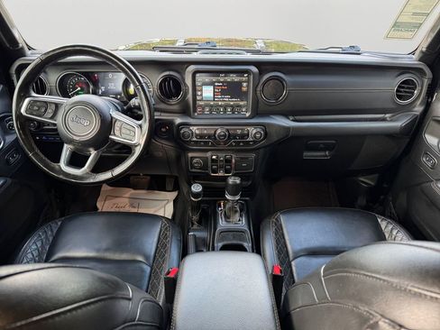 Certified 2022 Jeep Wrangler Unlimited Sahara image 17