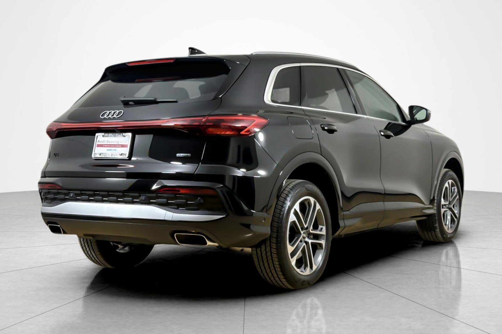Used 2026 Audi Q5 Premium AWD/4WD image 5