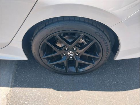 Used 2024 Honda Civic Sport image 10