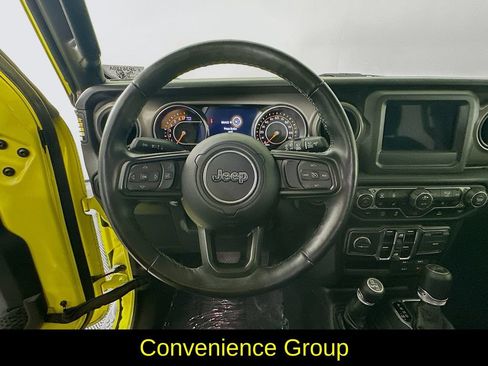 Used 2022 Jeep Wrangler Unlimited Sport AWD/4WD image 16