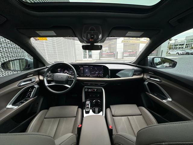 Certified 2025 Audi Q5 Premium Plus w/ Premium Plus AWD/4WD image 15