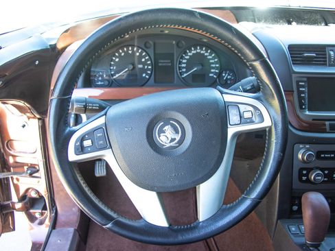 Used 2013 Chevrolet Caprice RWD image 25