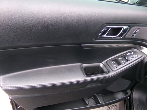 Used 2016 Ford Explorer 4WD Police Interceptor w/ Interior Upgrade Package image 10