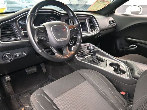 Used 2018 Dodge Challenger R/T image 14