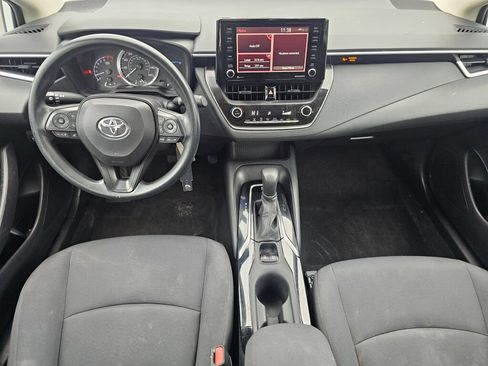 Used 2022 Toyota Corolla LE FWD image 21