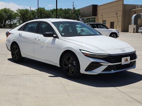 New 2026 Hyundai Elantra Sport w/ Cargo Package image 6