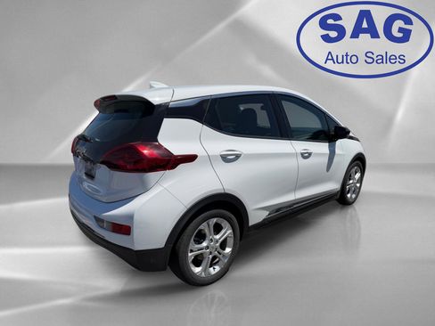 Used 2020 Chevrolet Bolt LT FWD image 3