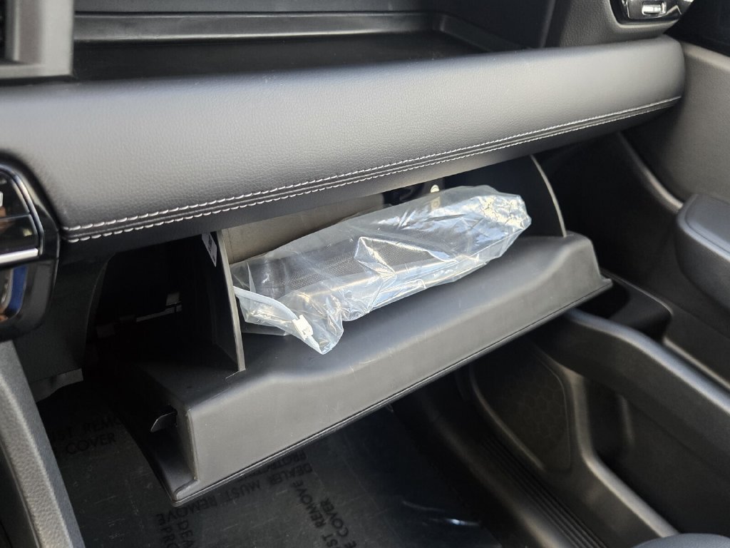 Certified 2025 Honda Pilot Touring image 24