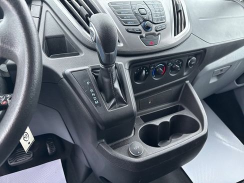 Used 2018 Ford Transit 350 XLT image 30