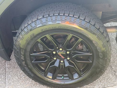 Used 2021 GMC Sierra 1500 Elevation w/ X31 Off-Road Package AWD/4WD image 38