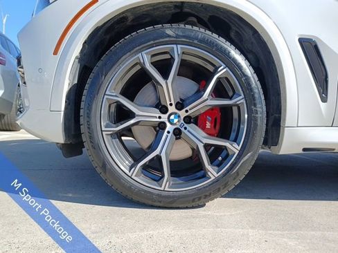 Used 2022 BMW X5 sDrive40i w/ M Sport Package image 5