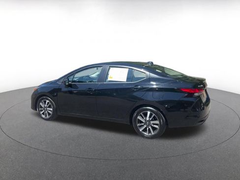 Used 2025 Nissan Versa SV FWD image 8
