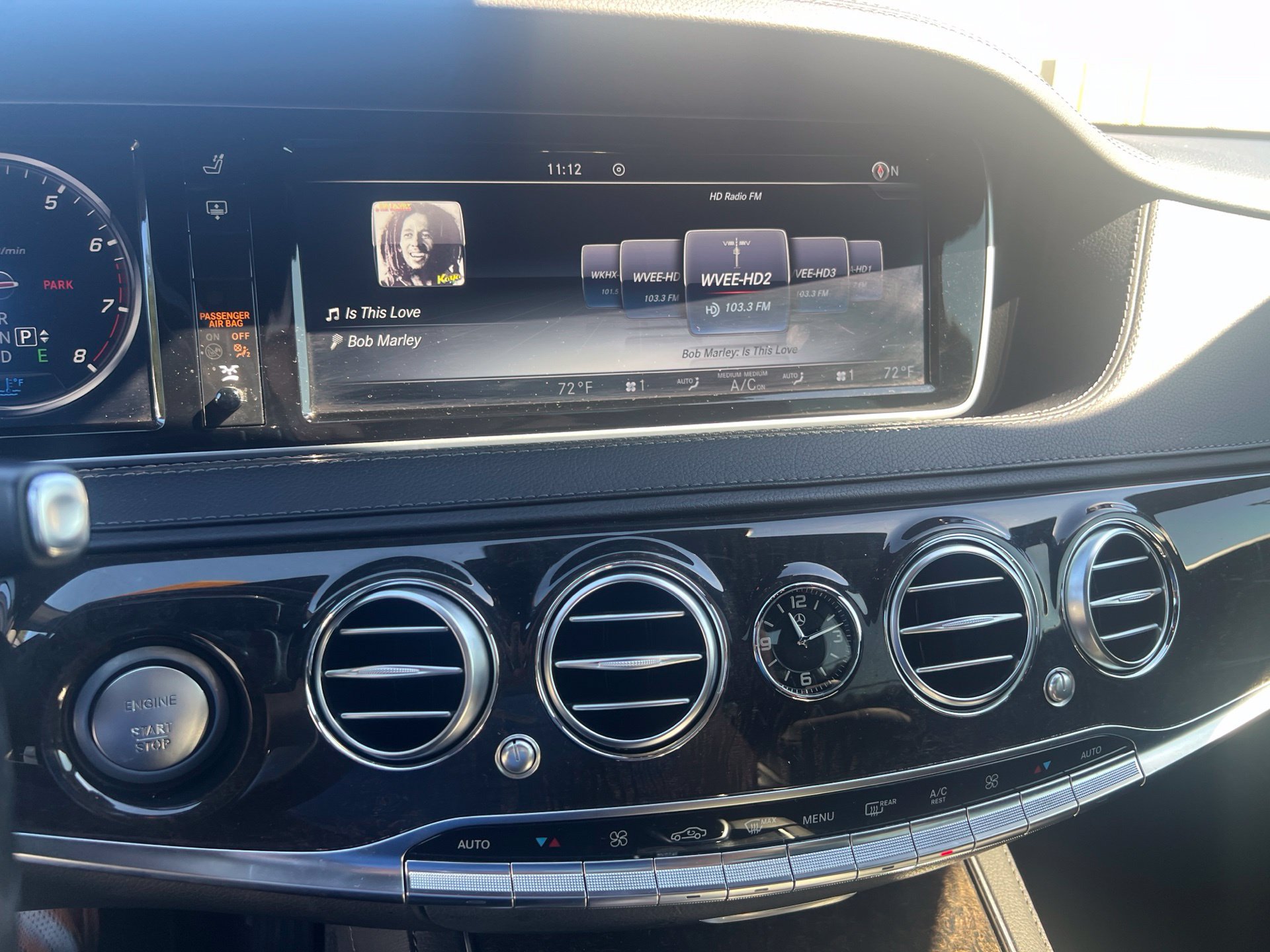 Used 2017 Mercedes-Benz S 550 Sedan w/ Premium Package image 16