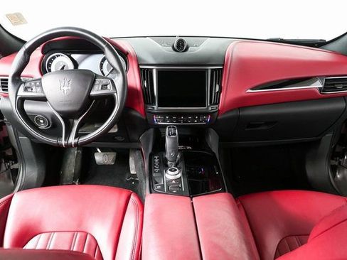 Certified 2022 Maserati Levante GT image 19