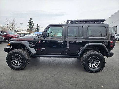 Used 2022 Jeep Wrangler Unlimited Rubicon w/ LED Lighting Group image 3