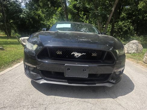Used 2015 Ford Mustang GT RWD image 9