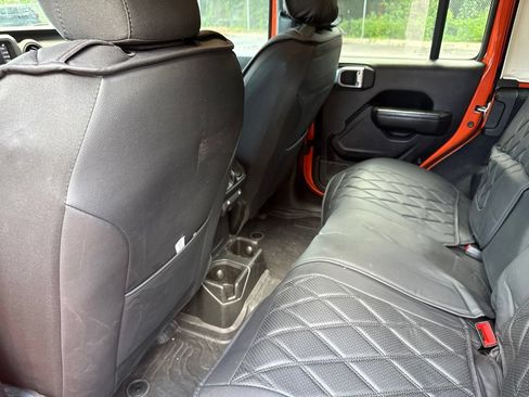 Used 2023 Jeep Wrangler Unlimited Sport AWD/4WD image 16